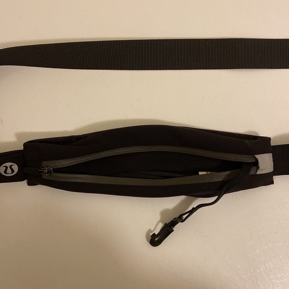 Lululemon Running Belt - Picture 7 of 7